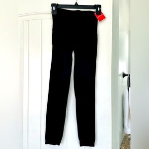 Spanx Look At Me Now Seamless Leggings